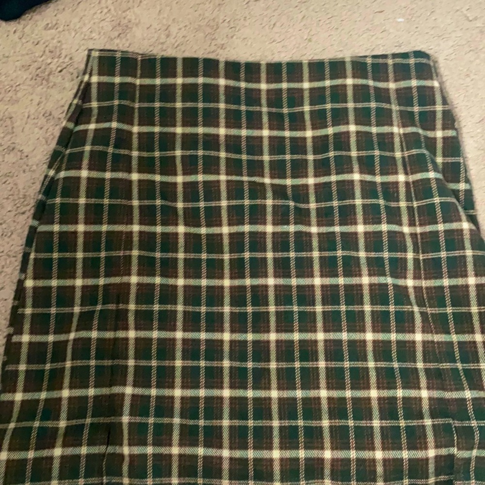 Brandy Melville plaid cara skirt